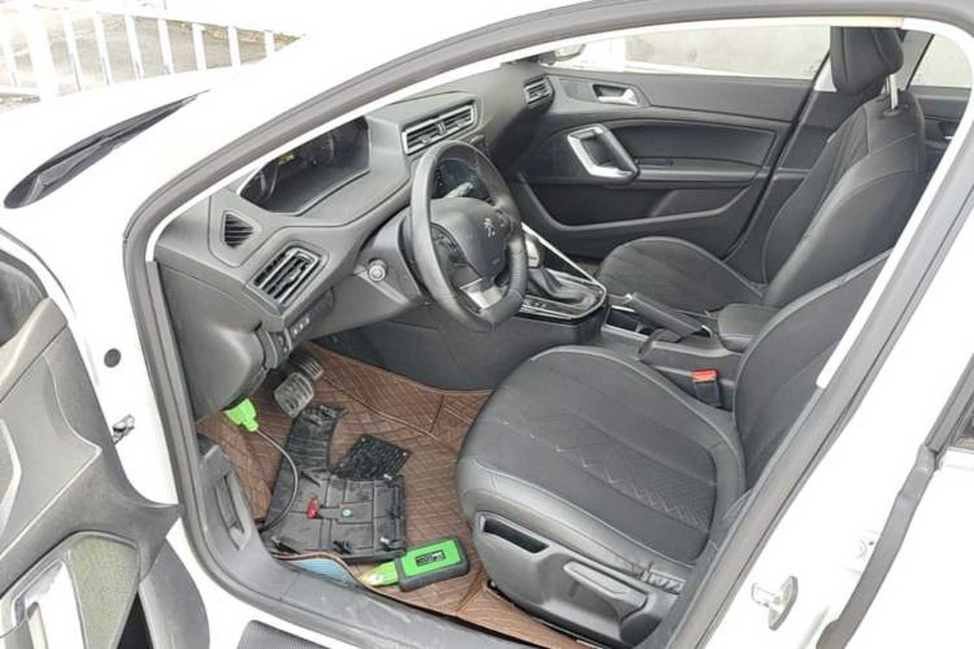 Used Peugeot 308 2016 1.6L Automatic Luxury Edition Driver Seat