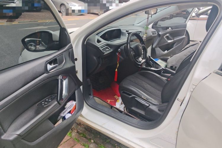Used Peugeot 308 2016 1.6L Automatic Luxury Edition Driver Seat