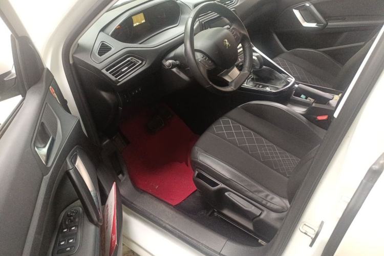 Used Peugeot 308 2016 1.6L Automatic Luxury Edition Driver Seat