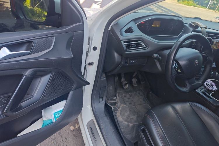 Used Peugeot 308 2016 1.6L Manual Fashion Edition Driver Seat