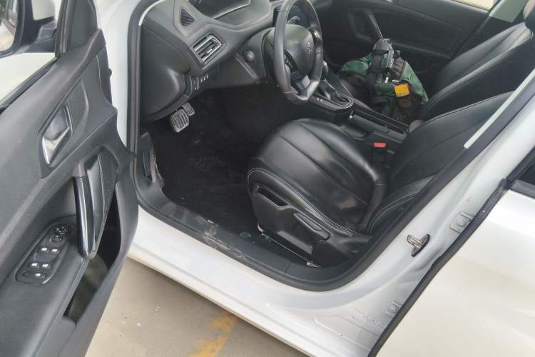 Used Peugeot 308 2016 1.6L Automatic Fashion Edition Driver Seat