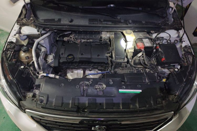 Used Peugeot 308 2016 1.6L Automatic Luxury Edition Engine Bay