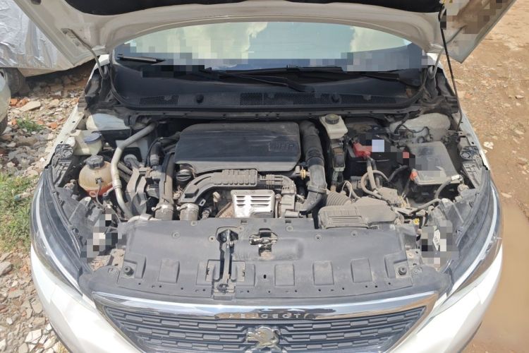 Used Peugeot 308 2016 230THP Manual Fashion Edition Engine Bay