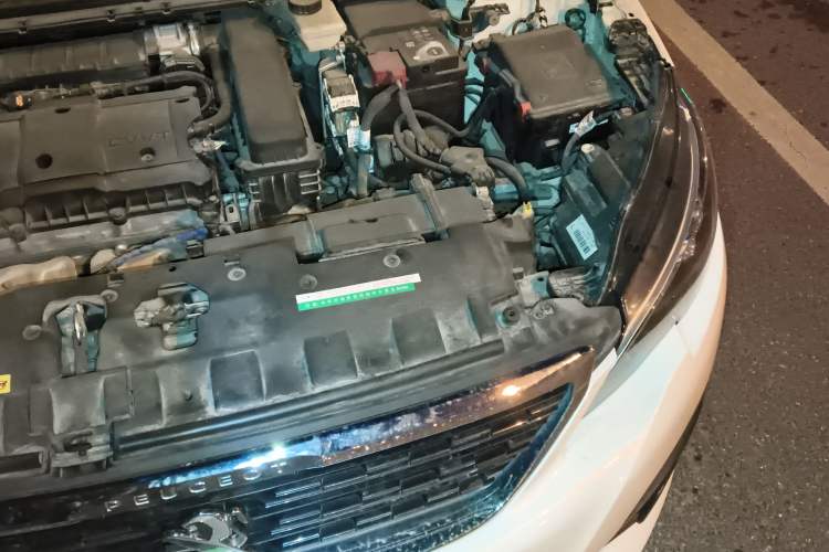 Used Peugeot 308 2016 1.6L Automatic Luxury Edition Engine Bay Left