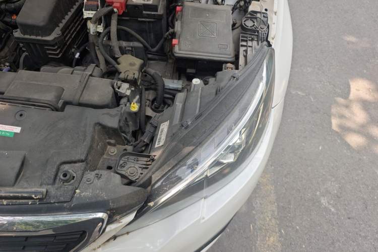 Used Peugeot 308 2016 1.6L Automatic Fashion Edition Engine Bay Left