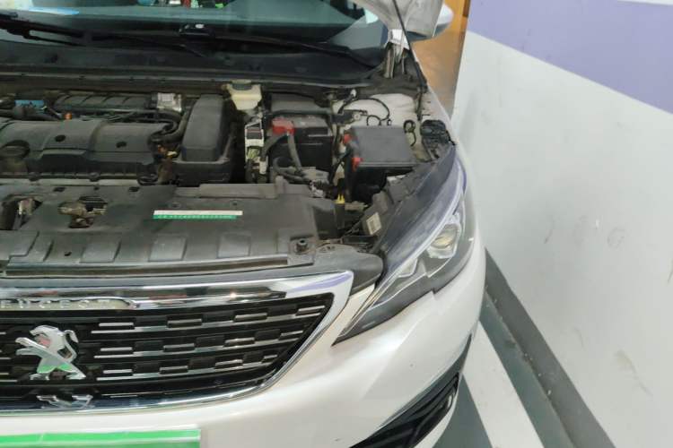 Used Peugeot 308 2016 1.6L Automatic Luxury Edition Engine Bay Left