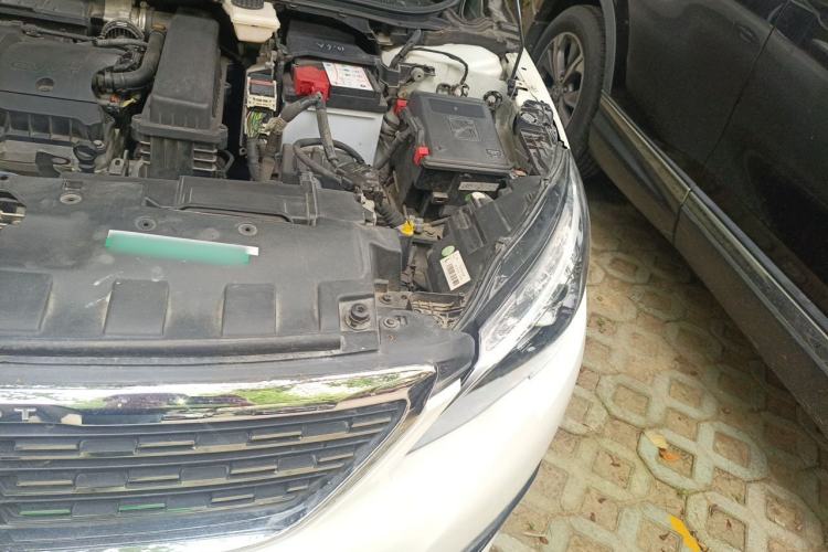 Used Peugeot 308 2016 1.6L Automatic Luxury Edition Engine Bay Left