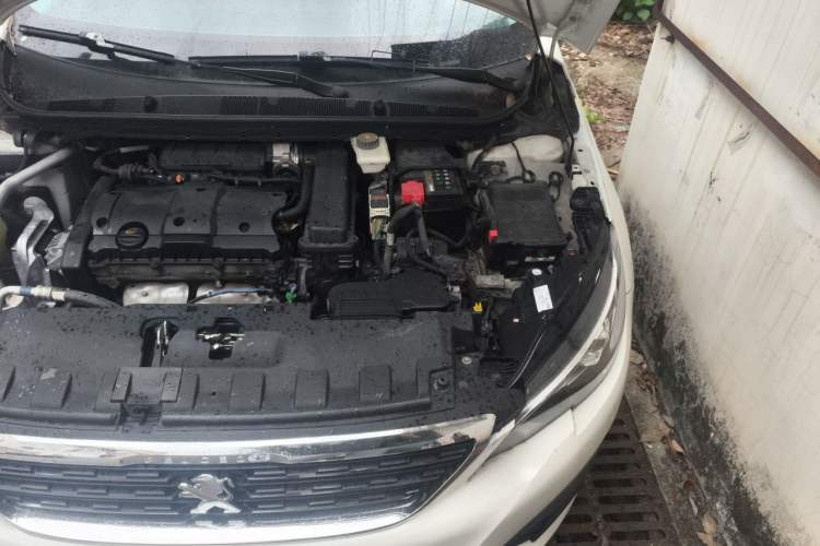Used Peugeot 308 2016 1.6L Automatic Luxury Edition Engine Bay Left