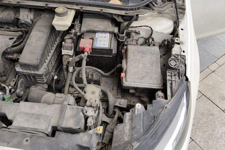 Used Peugeot 308 2016 1.6L Automatic Luxury Edition Engine Bay Left