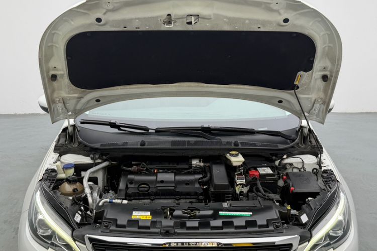 Used Peugeot 308 2016 1.6L Automatic Fashion Edition Engine Bay