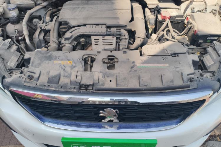 Used Peugeot 308 2016 230THP Automatic Luxury Edition Engine Bay