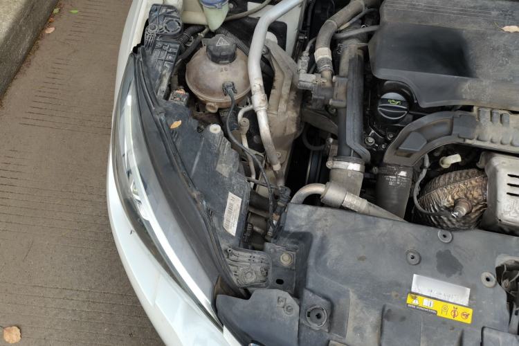 Used Peugeot 308 2016 230THP Automatic Luxury Edition Engine Bay Right