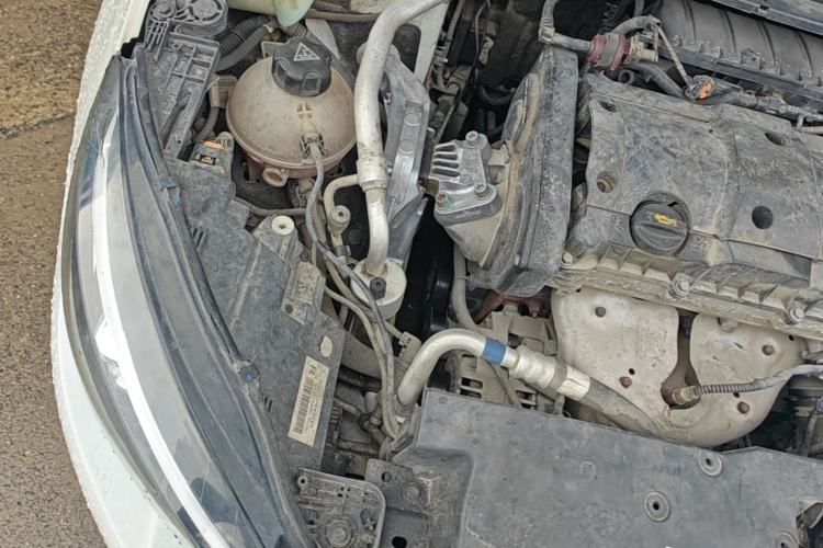 Used Peugeot 308 2016 1.6L Manual Fashion Edition Engine Bay Right