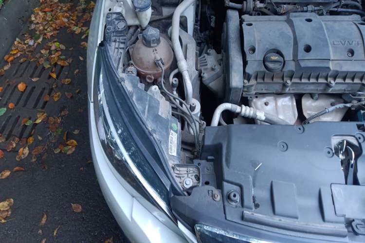 Used Peugeot 308 2016 1.6L Automatic Luxury Edition Engine Bay Right
