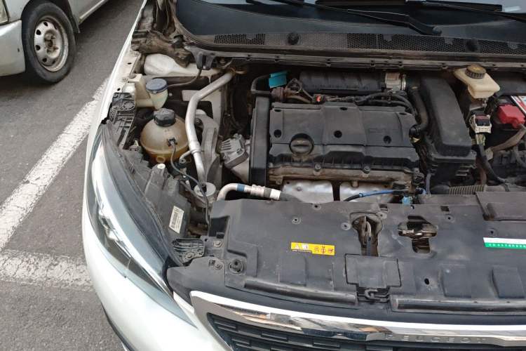 Used Peugeot 308 2016 1.6L Manual Fashion Edition Engine Bay Right