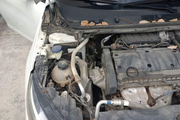 Used Peugeot 308 2016 1.6L Manual Fashion Edition Engine Bay Right