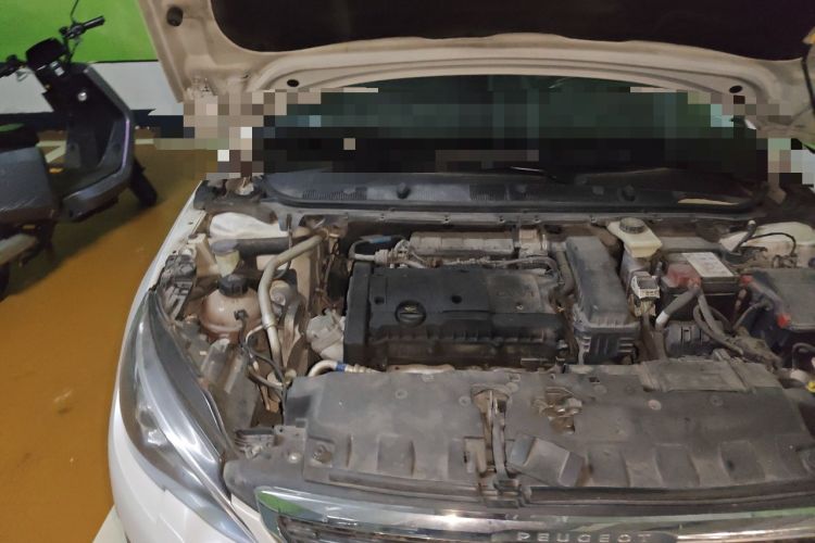Used Peugeot 308 2016 1.6L Automatic Luxury Edition Engine Bay Right