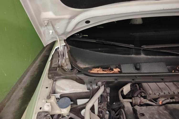 Used Peugeot 308 2016 1.6L Automatic Luxury Edition Engine Bay Right