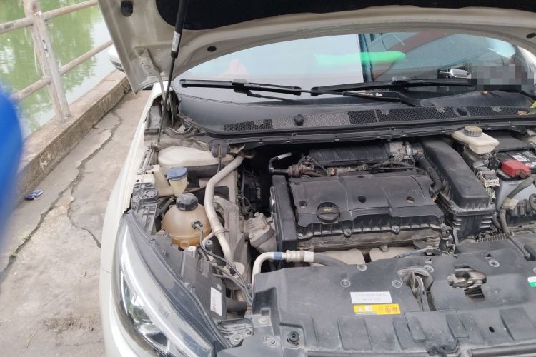 Used Peugeot 308 2016 1.6L Automatic Luxury Edition Engine Bay Right
