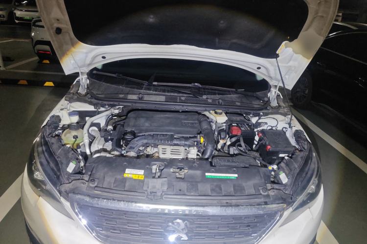 Used Peugeot 308 2016 230THP Automatic Luxury Edition Engine Bay