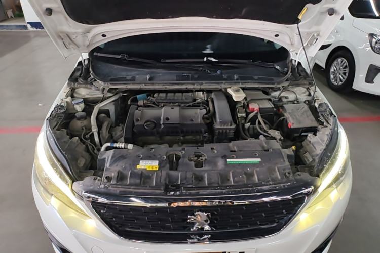 Used Peugeot 308 2016 1.6L Manual Fashion Edition Engine Bay