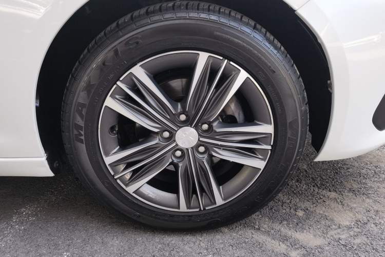 Used Peugeot 308 2016 1.6L Automatic Luxury Edition Exterior 10