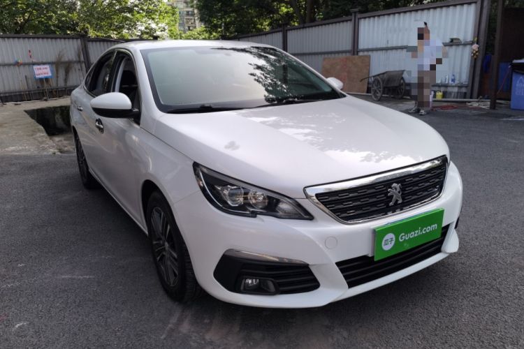 Used Peugeot 308 2016 1.6L Automatic Luxury Edition Exterior 2
