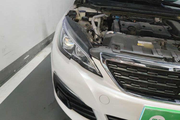 Used Peugeot 308 2016 1.6L Automatic Luxury Edition Exterior 3