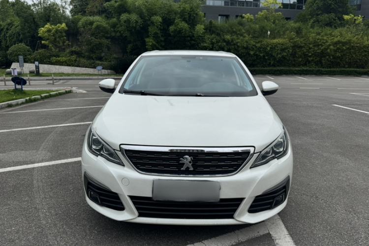 Used Peugeot 308 2016 1.6L Automatic Luxury Edition Exterior 5