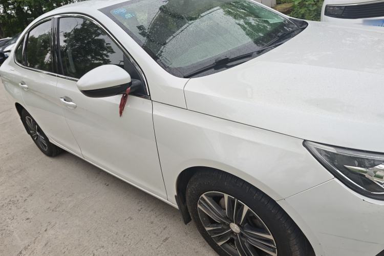 Used Peugeot 308 2016 1.6L Automatic Luxury Edition Exterior 6