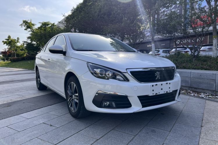 Used Peugeot 308 2016 1.6L Automatic Luxury Edition Exterior 8