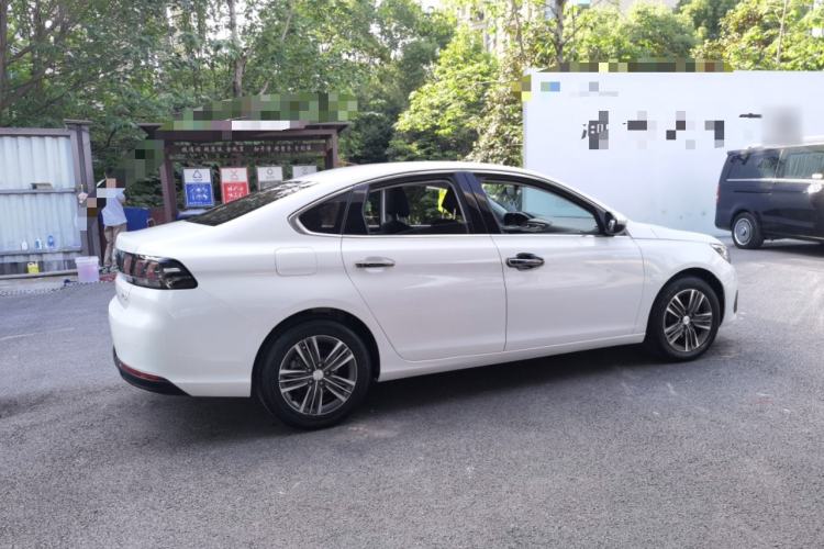 Used Peugeot 308 2016 1.6L Automatic Luxury Edition Exterior 9