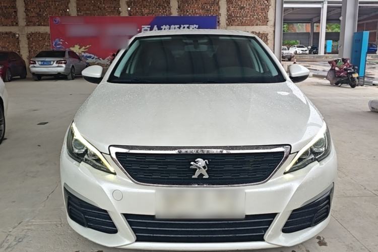 Used Peugeot 308 2016 1.6L Manual Fashion Edition Front
