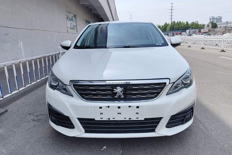 Used Peugeot 308 2016 1.6L Automatic Luxury Edition Front