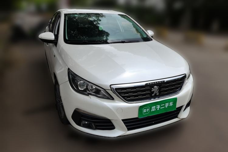 Used Peugeot 308 2016 230THP Automatic Luxury Edition Front Right 45 Deg