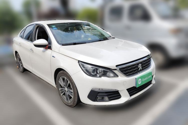 Used Peugeot 308 2016 230THP Automatic Luxury Edition Front Right 45 Deg