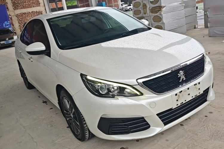 Used Peugeot 308 2016 1.6L Manual Fashion Edition Front Right 45 Deg