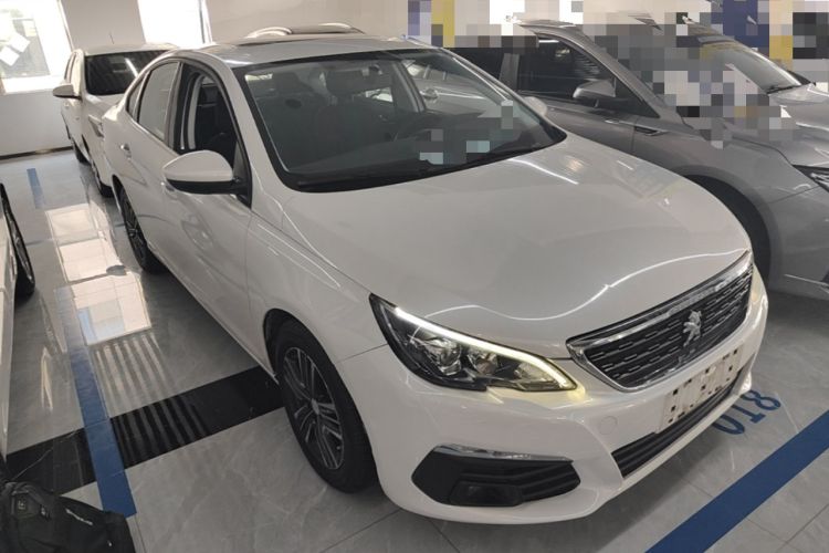 Used Peugeot 308 2016 1.6L Automatic Luxury Edition Front Right 45 Deg