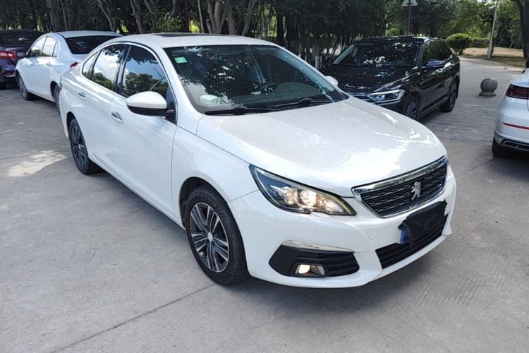 Used Peugeot 308 2016 1.6L Automatic Luxury Edition Front Right 45 Deg