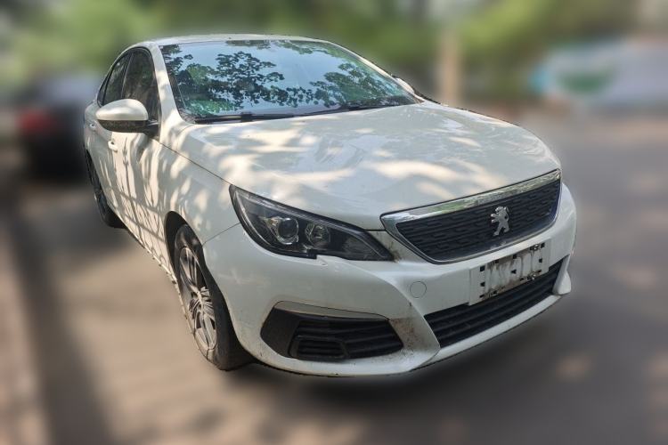 Used Peugeot 308 2016 1.6L Automatic Fashion Edition Front Right 45 Deg