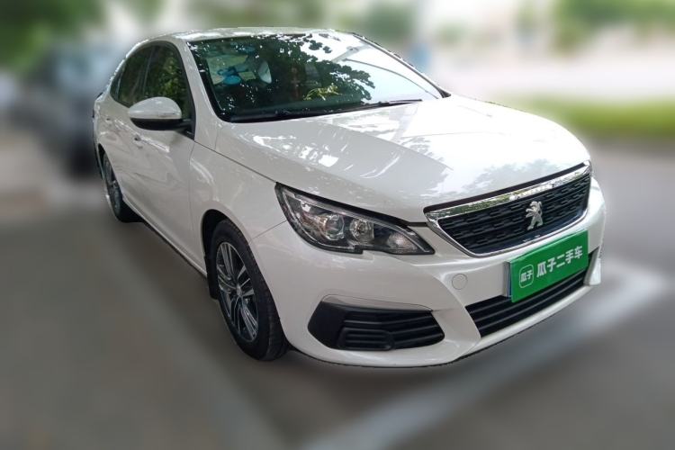 Used Peugeot 308 2016 1.6L Automatic Fashion Edition Front Right 45 Deg