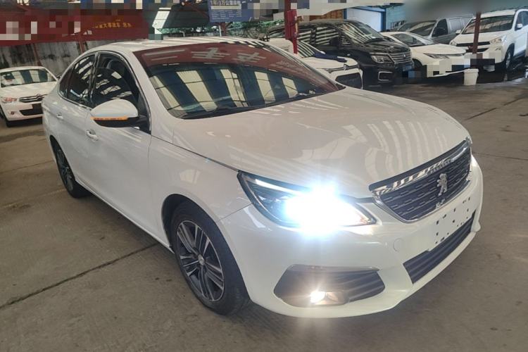 Used Peugeot 308 2016 1.6L Automatic Luxury Edition Front Right 45 Deg