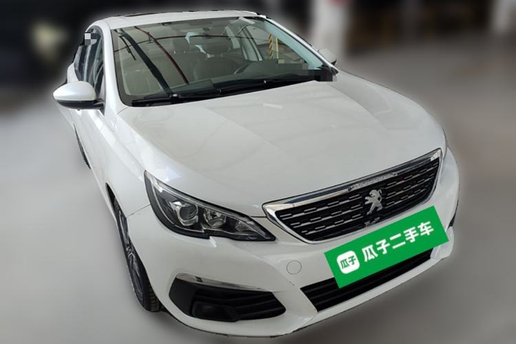 Used Peugeot 308 2016 1.6L Automatic Luxury Edition Front Right 45 Deg