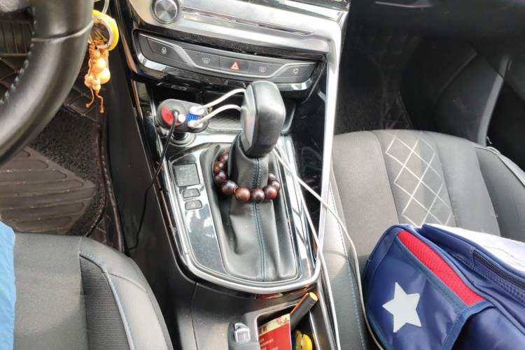 Used Peugeot 308 2016 230THP Automatic Luxury Edition Gear Lever