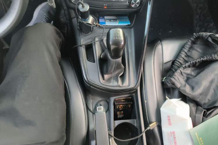 Used Peugeot 308 2016 1.6L Manual Fashion Edition Gear Lever