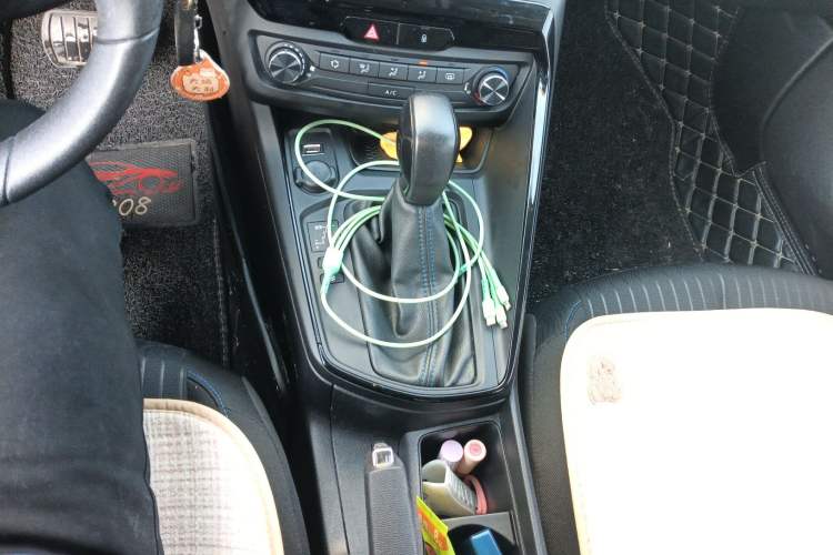 Used Peugeot 308 2016 1.6L Automatic Fashion Edition Gear Lever