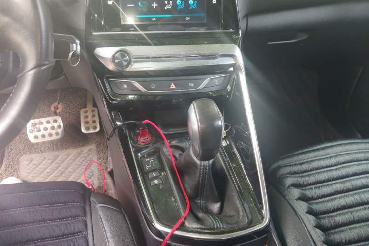 Used Peugeot 308 2016 1.6L Automatic Luxury Edition Gear Lever