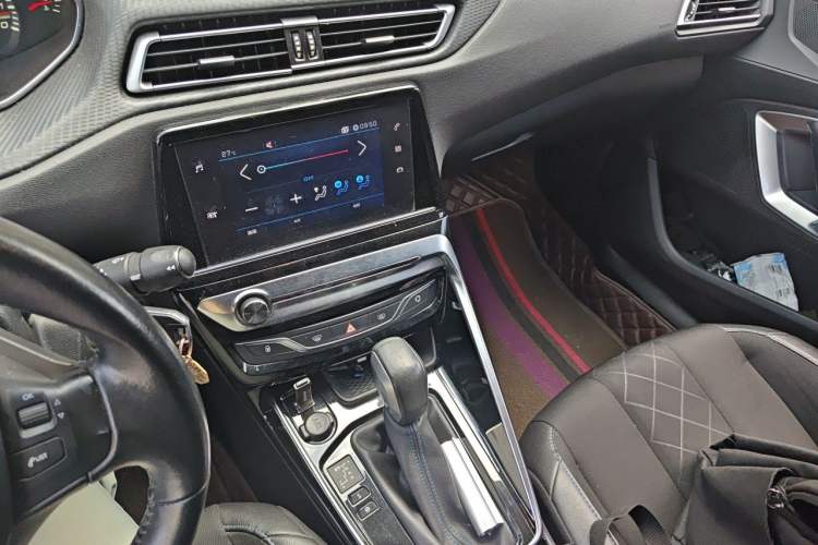 Used Peugeot 308 2016 1.6L Automatic Luxury Edition Gear Lever