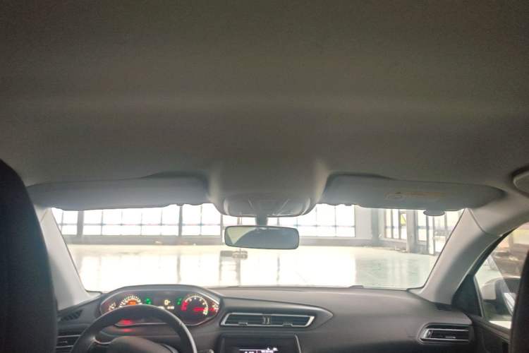Used Peugeot 308 2016 1.6L Manual Fashion Edition Headliner