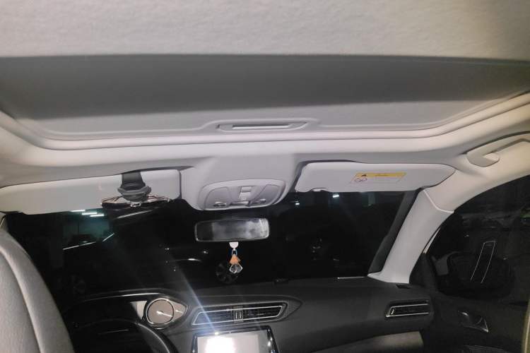 Used Peugeot 308 2016 350THP Automatic Prestige Edition Headliner